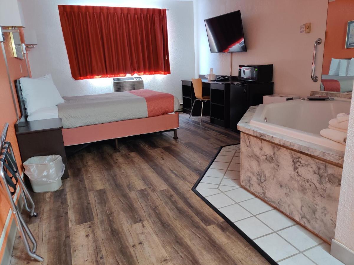 Motel 6-Wausau, Wi ภายนอก รูปภาพ
